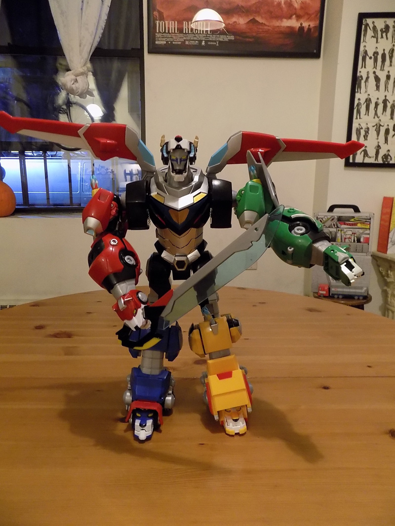 Voltron Legendary Defender Toy Unboxing